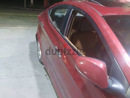 هيونداي إلانترا 2012